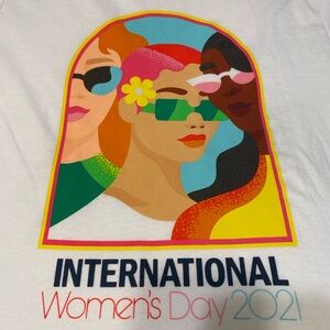 Old Navy Women's International Women's Day Graphic Tee - White